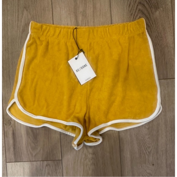 Re/Done 90’s Terry Cloth Shorts small NWT - Picture 3 of 5
